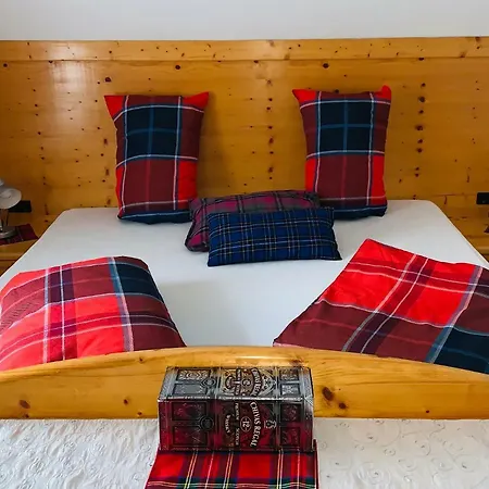 Haus Moraig Homestay *